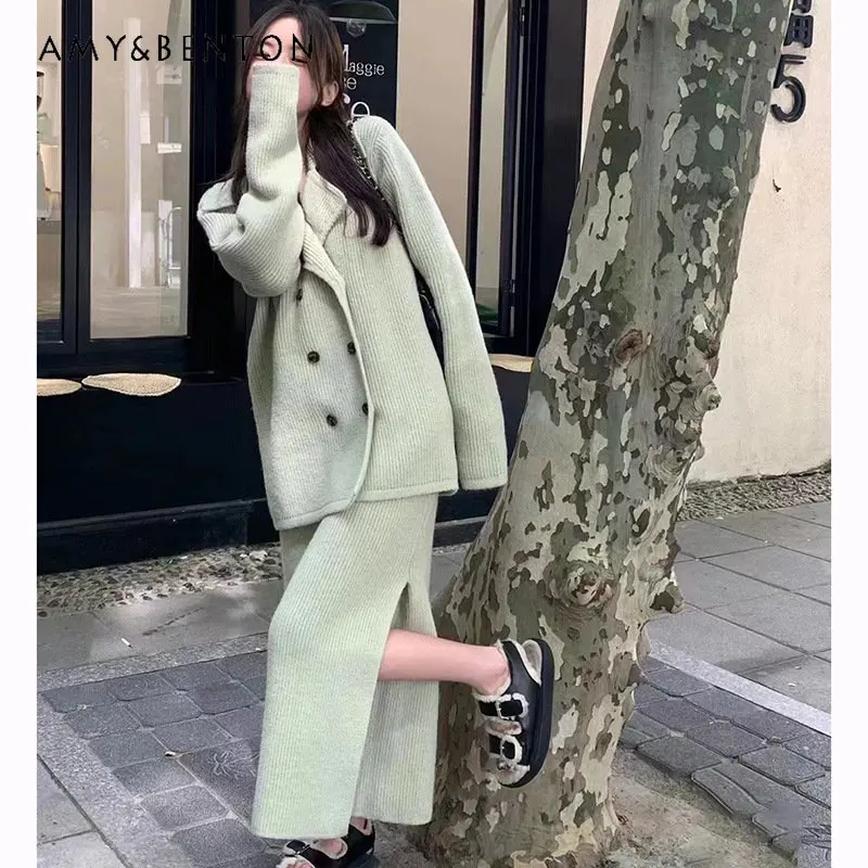 Women's Early Autumn Winter Double Breasted Sweater Suit High Street Age-Reducing Knitted Skirt Two-Piece Set for Ladies