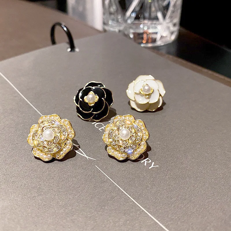 

Camellia Stud Earrings Inlaid Pearl Rhinestones Fashion Charm Women Earrings Valentine's Day Gift For Partner Friends
