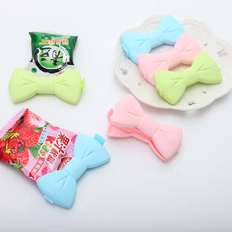 

1pc Creative Household Kitchen Sealing Clip Portable Pink Bow Food Snack Preservation Sealing Clip Durable Plastic Bag Clip