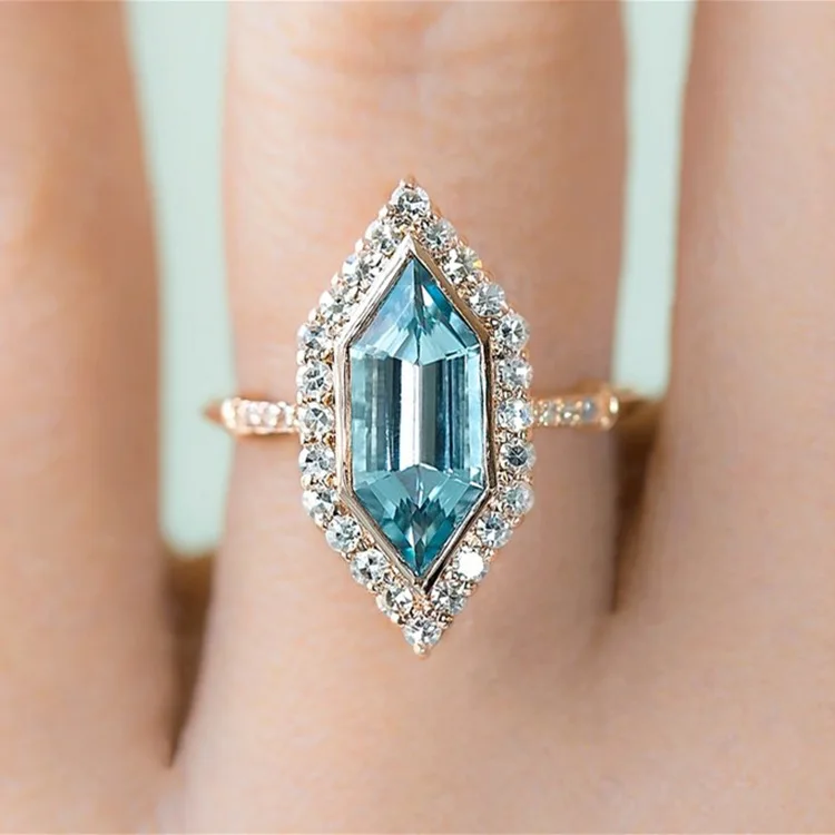 

Elegant Sky Blue Stone Ring for Women Fashion Gold Plated Inlaid Cubic Zircon Wedding Rings Bridal Engagement Jewelry