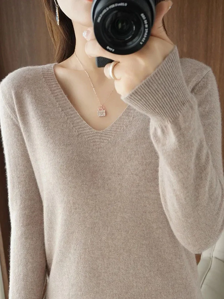 Женский свитер 2024 осенне-зимние вязаные пуловеры облегающая рубашка с v-образным