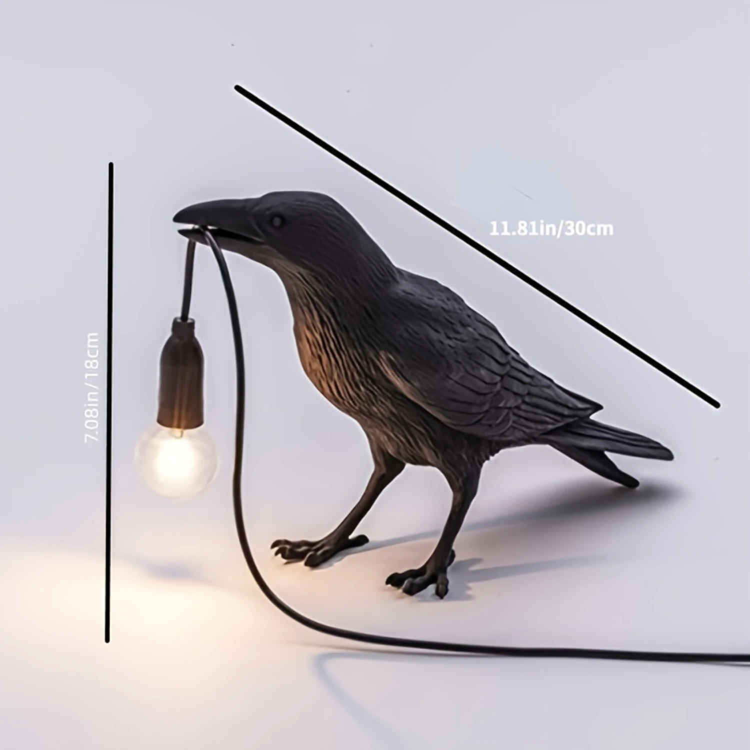 Ночник Raven — очаровательная черная готическая лампа с питанием от USB для