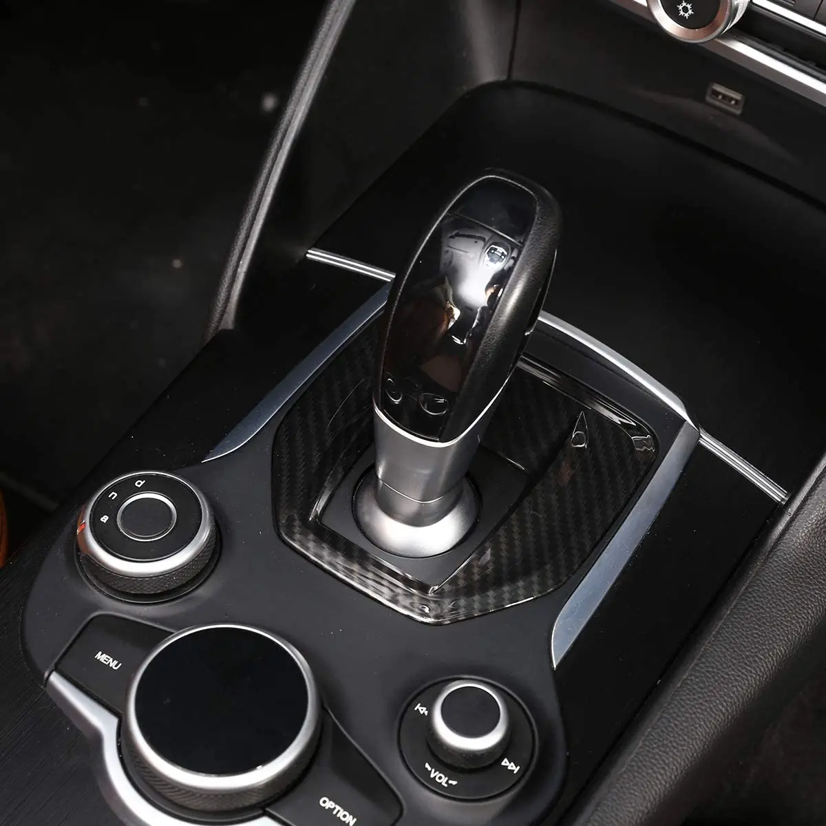T61C_для Alfa Romeo Giulia Stelvio Панель переключения передач на центральной консоли (art.: 3920ce005a549) - 3920ce005a549