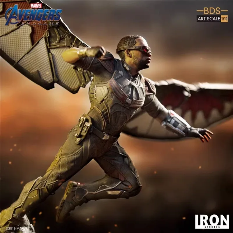 Статуэтка Marvel Мстители 4: Финал Сокол 1/10 Bandai