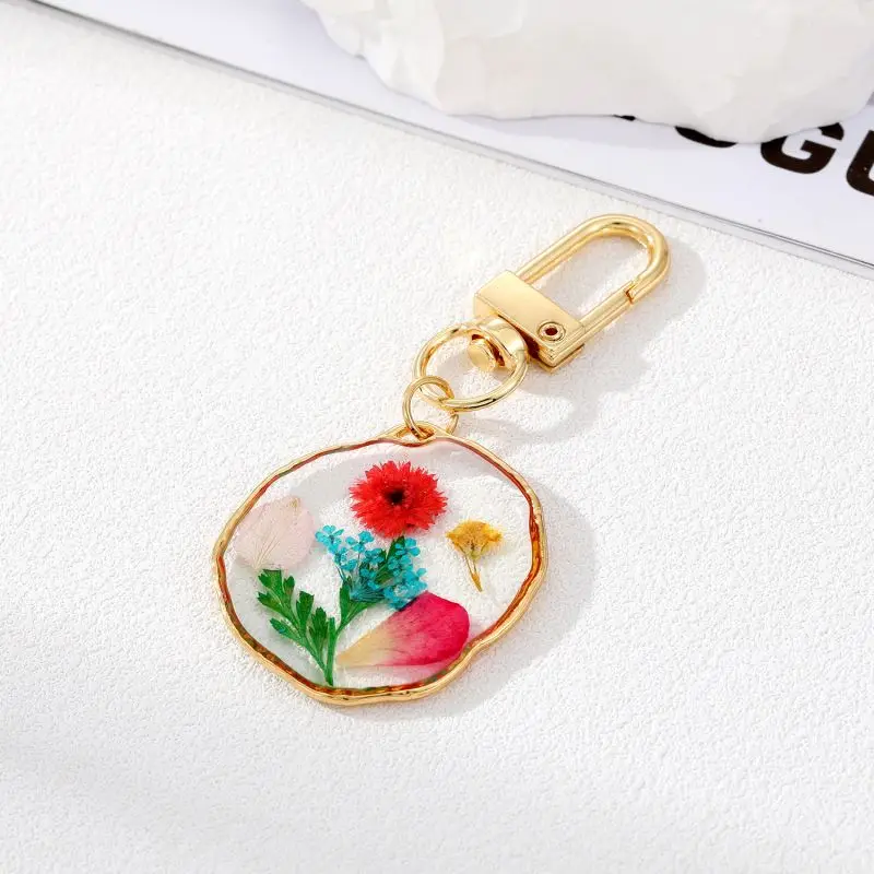 

Creative Keychains Natural Pressed Flower Resin Keychains For Car Keys Accessories Cute Dried Flower Pendant Small Keyrings 2023
