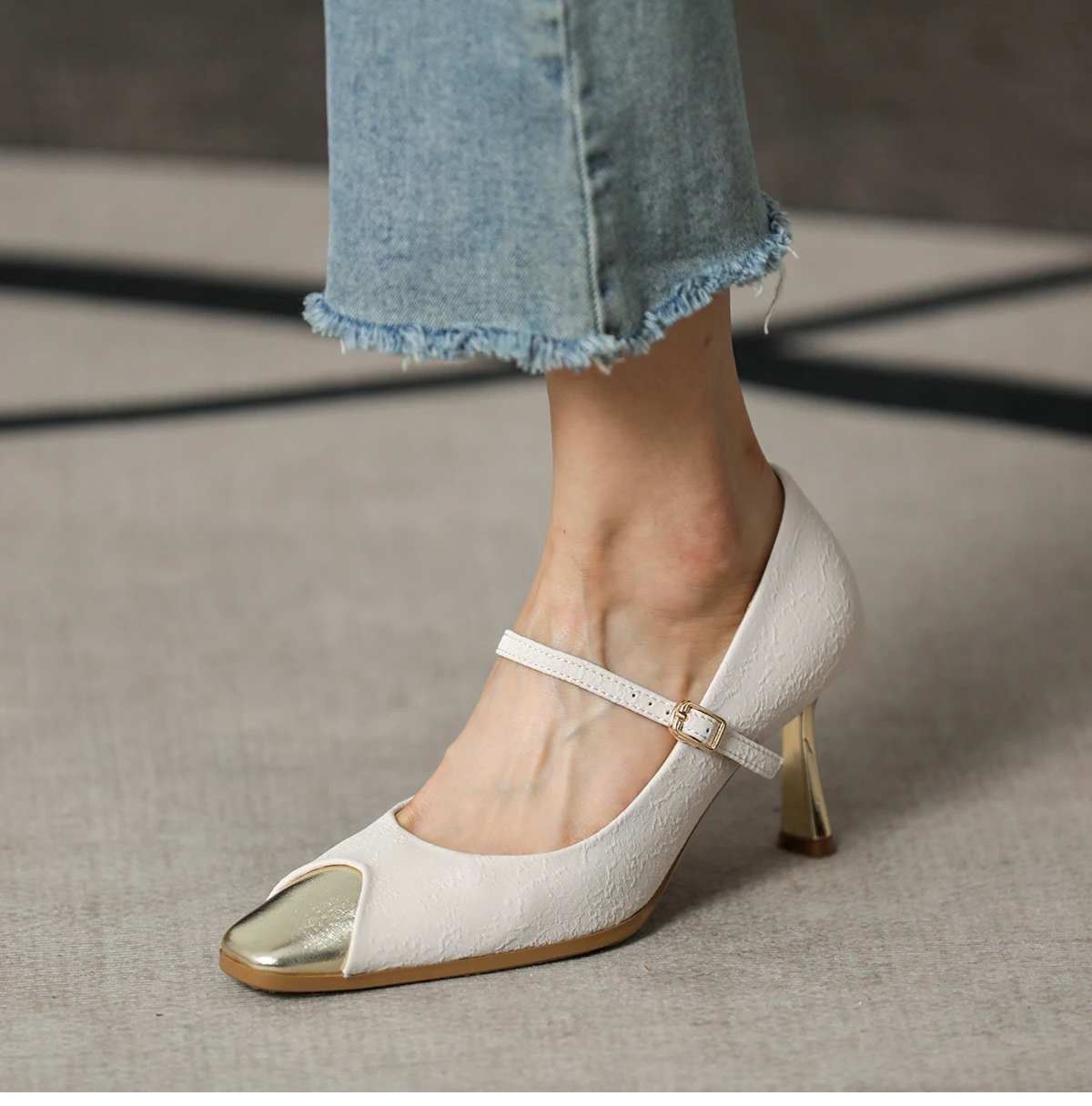 

Туфли-лодочки женские демисезонные с острым носком, 7 см