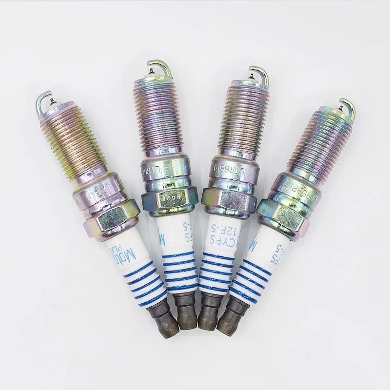 

4pcs SP-520 CYFS12F5 Platinum Spark Plug For Ford Lincoln MKT Edge F-150 Transit SP520 CYFS-12F-5 Ignition Plugs
