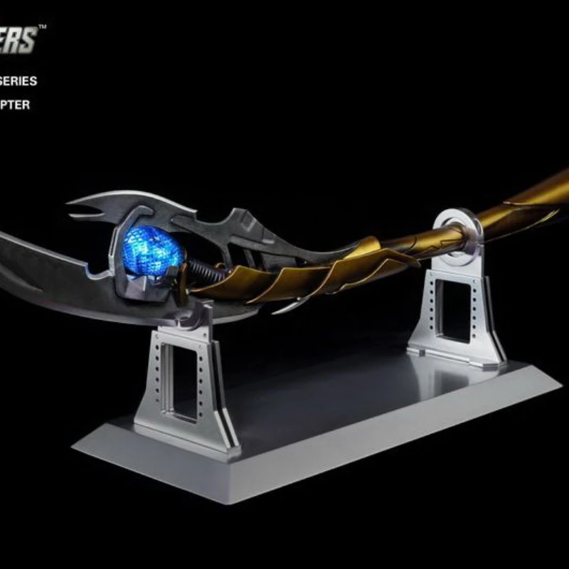 Набор шлемов и скипетров Marvel Avengers Loki 1:1 с щитком Cosmic Cube светодиодной подсветкой на