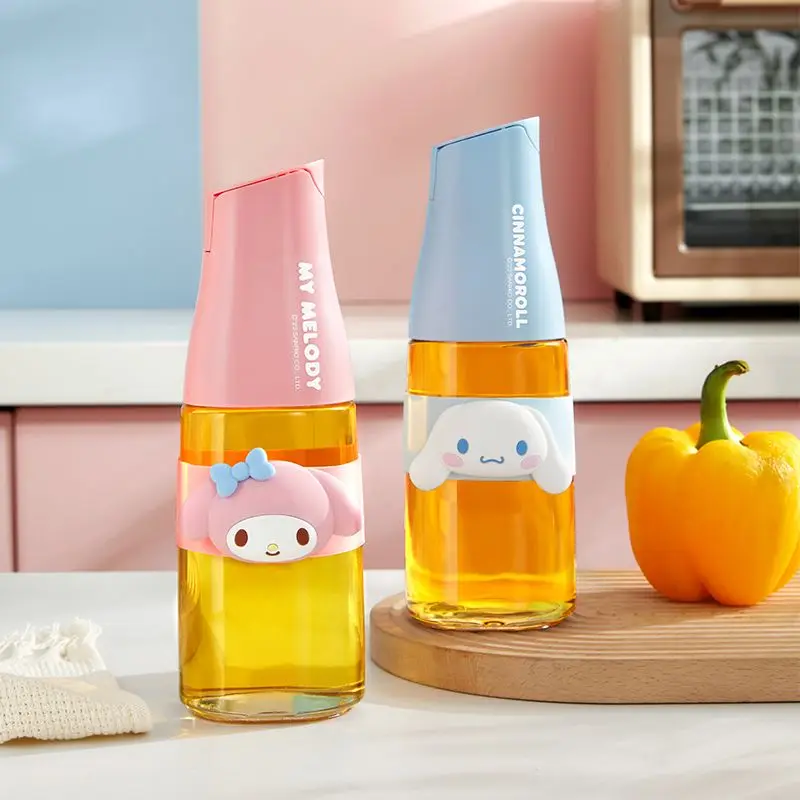

Cinnamoroll Mymelody Hello Kitty Sanrio Cartoon Leak-Proof Glass Oil Pot with Automatic Opening Closing Anime Plush Toy for Girl