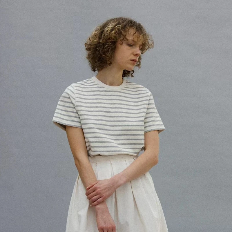 

Новинка лета 2023, женская простая повседневная футболка в полоску с коротким рукавом и круглым вырезом