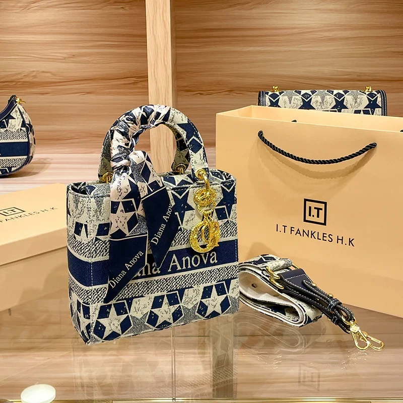 

Trendy New High Quality Large Capacity Tote Bag 2023 New Luxury Designer Flower Printed Women's Handbag Simple Box Crossbody Bag