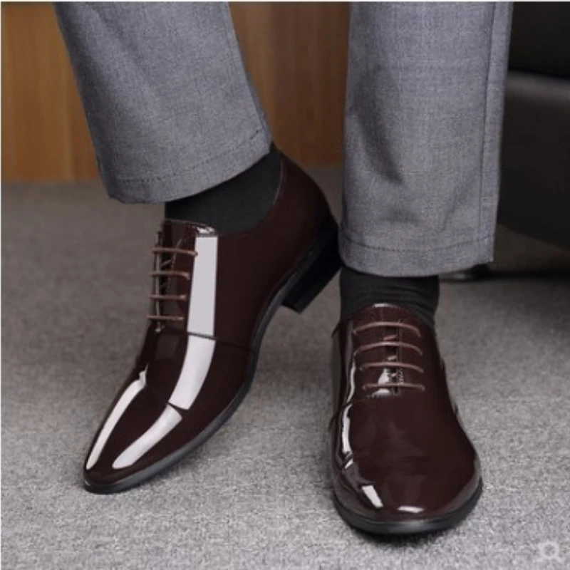 

Мужские деловые лоферы с острым носком, кожаные повседневные британские дышащие модные однотонные туфли с низким верхом, Новое поступление
