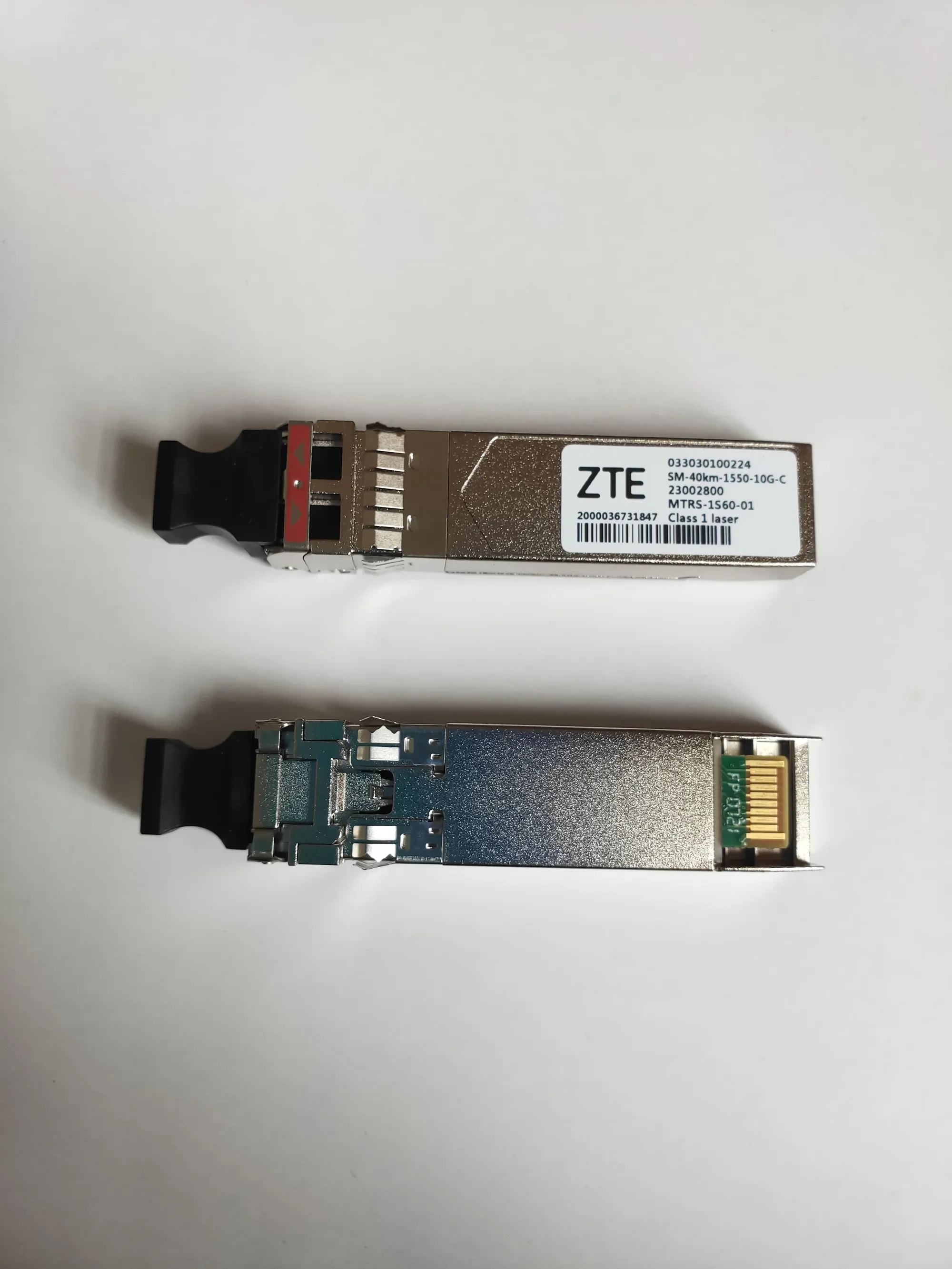 Фото 1 шт. ZTE 10G 40KM SFP оптоволоконный модуль 033030100224 23002800 SM-40KM-1550-10G-C MTRS-1S60-01 40KM оптоволоконный трансивер SFP №1