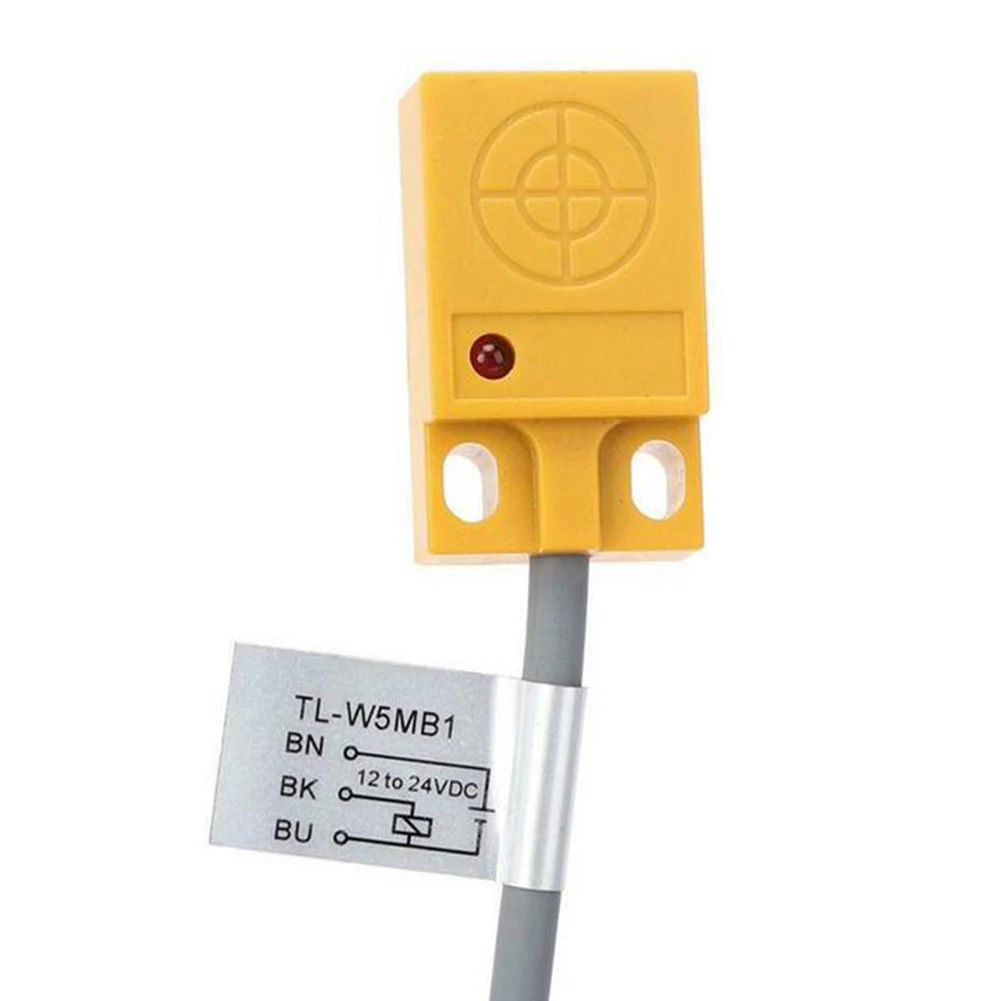 Практичный бесконтактный переключатель TL-W5MC1 DC12-24V Induktiver Proximity NPN 3-проводной