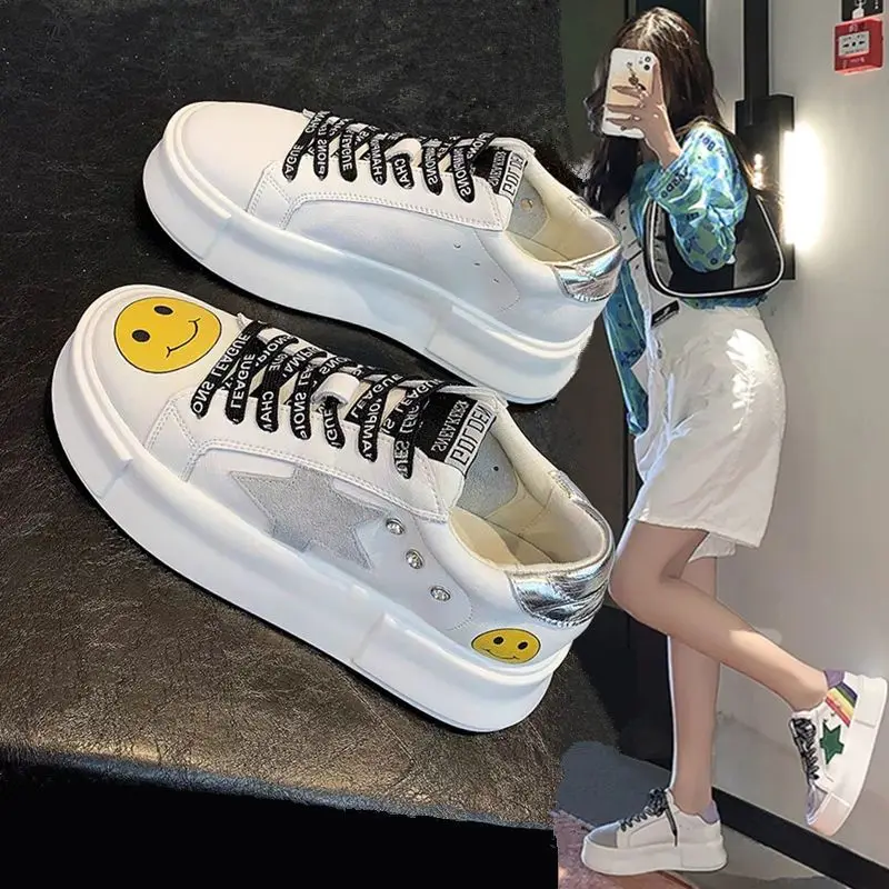 Girls' Little White Shoes, Girls' 2023 Spring and Autumn New Student Korean Version Versatile Matsuke Thick Sole Elevated Casual