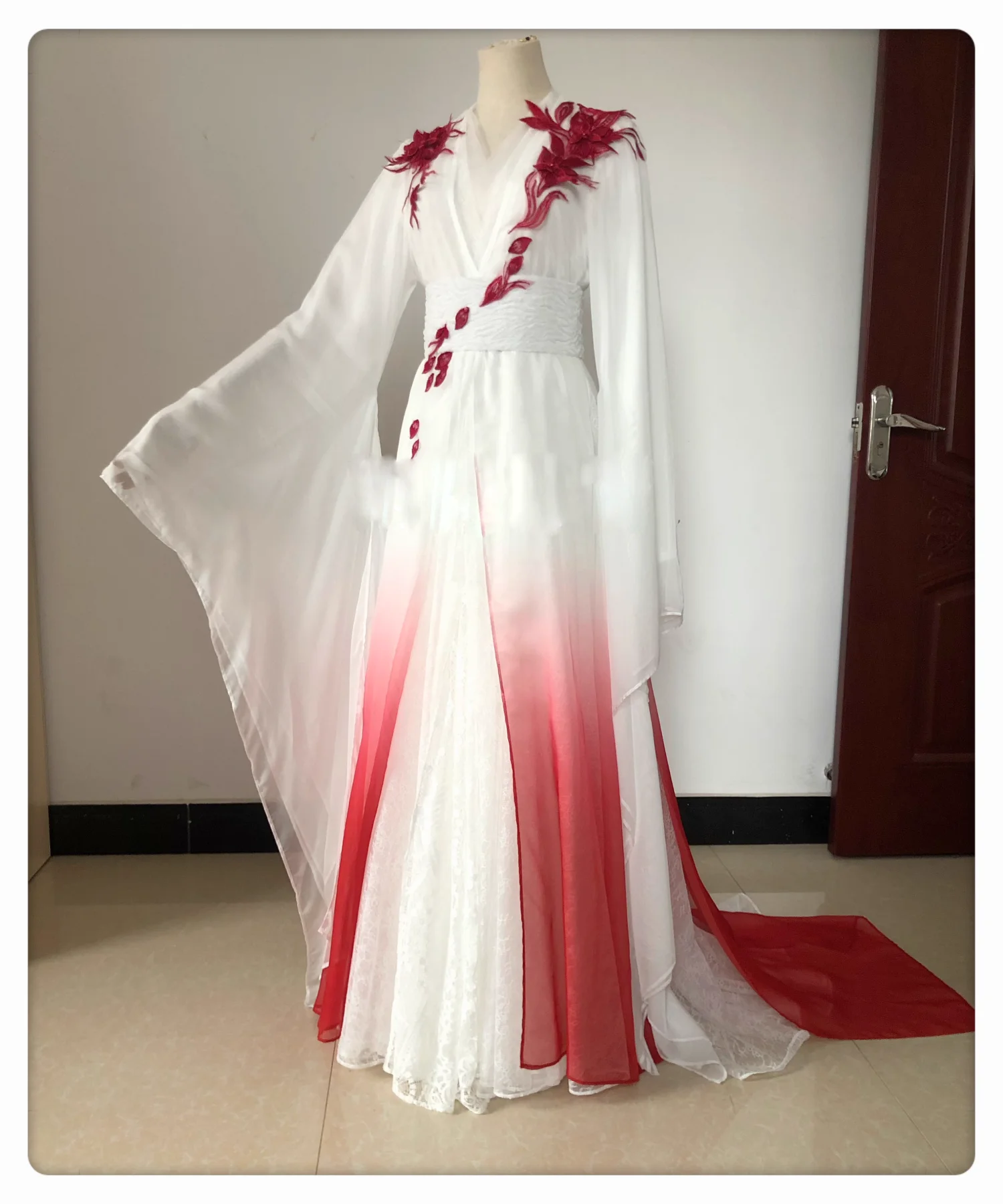 Китайская анимация яркий женский костюм драма ханьфу тушань хунгун разноцветное