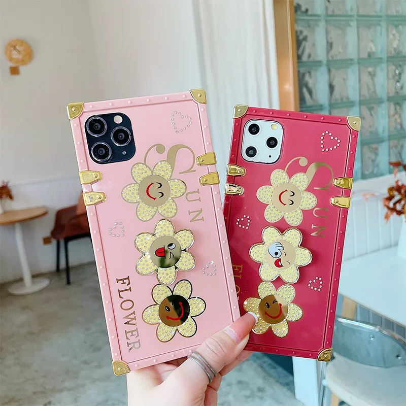 

Luxury Square Rhinestone 360° Rotating Sunflower For Apple iPhone 14 13 12 11 Pro Max Case SE 2020 X Xs Xr 6 6s 7 8 Plus Cover