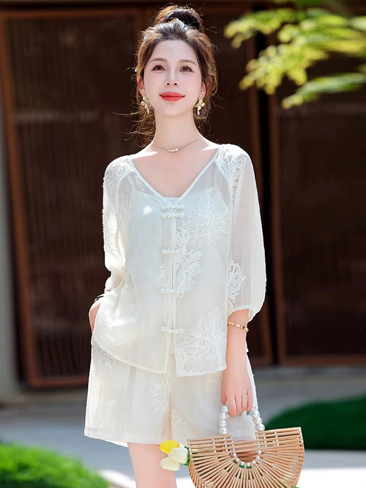 Новый костюм с вышивкой для женщин 3 предмета лето 2024 китайские элегантные