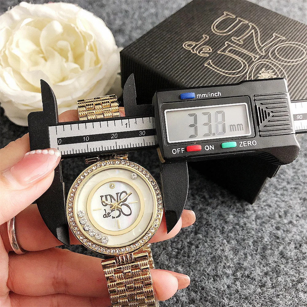 Luxury Fashion Square Women's Watch brand Women's quartz Watch classic Silver Simple Women's steel strap relogio feminino