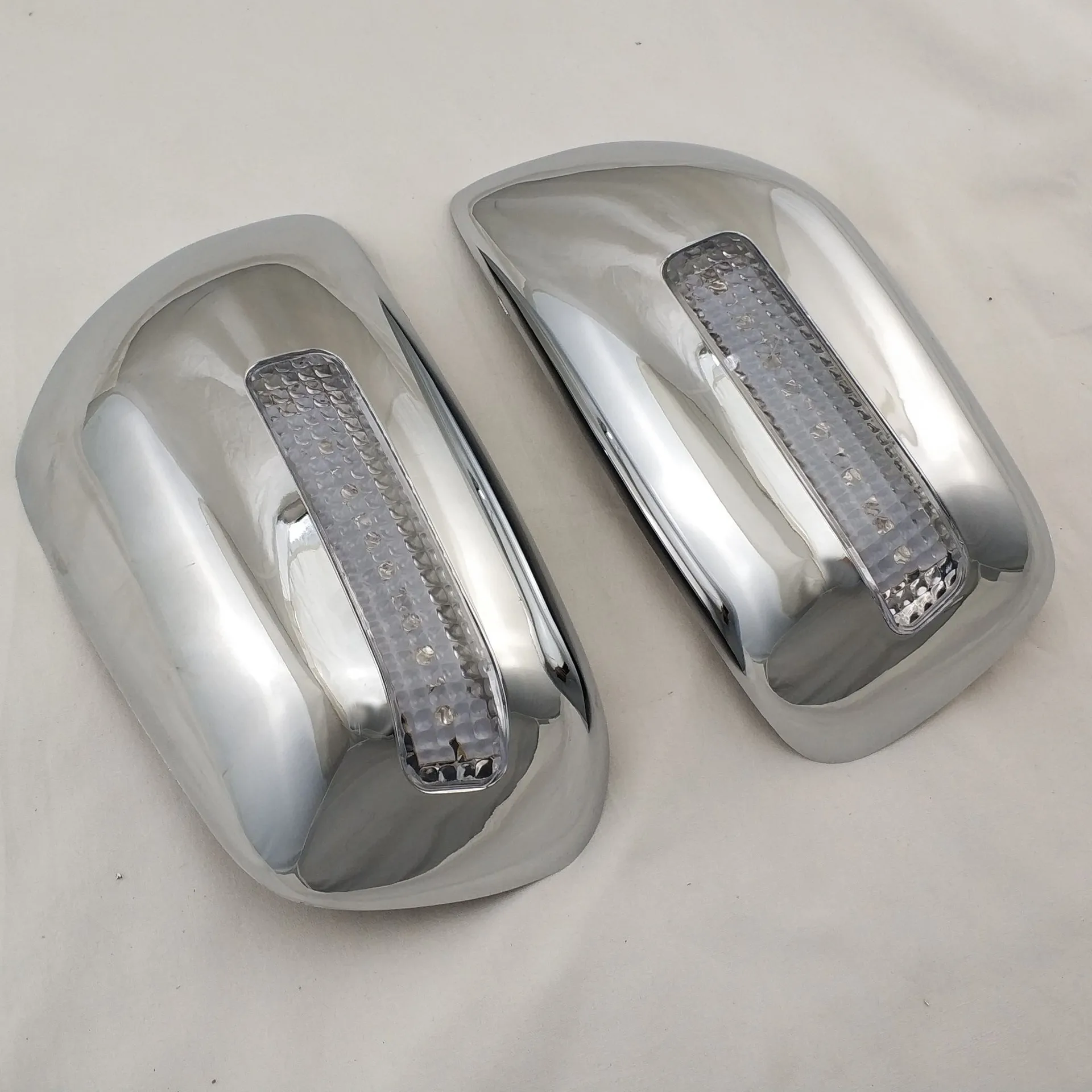 

ABS Chrome Rearview Mirror Side With LED Light Frame Decoration Cover Trim For 2001-2005 Toyota RAV4 2pcs