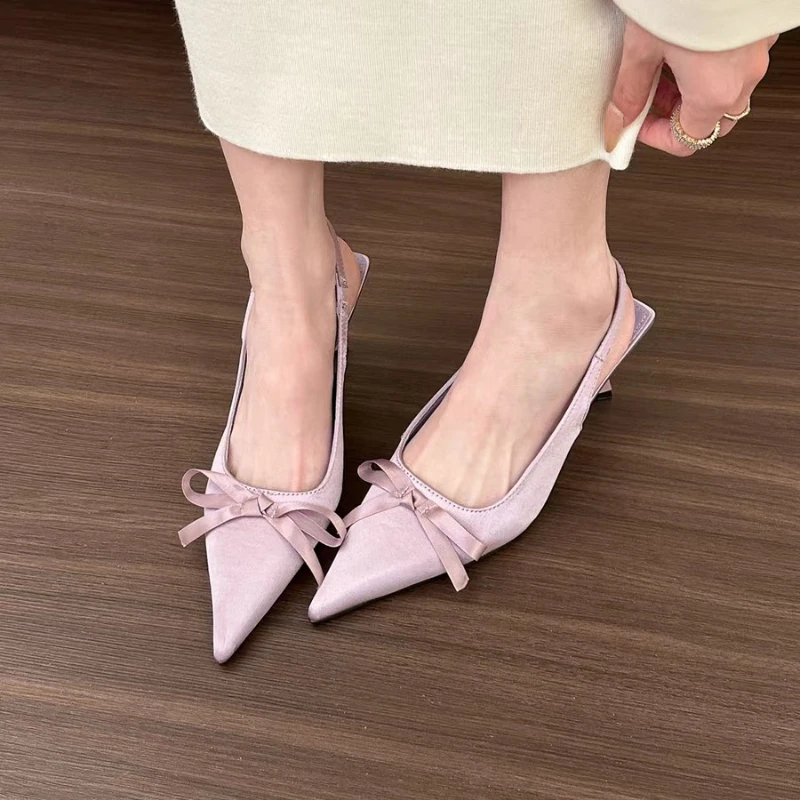 Новинка лета 2024 женские сандалии с острым носком Модная элегантная Роскошная