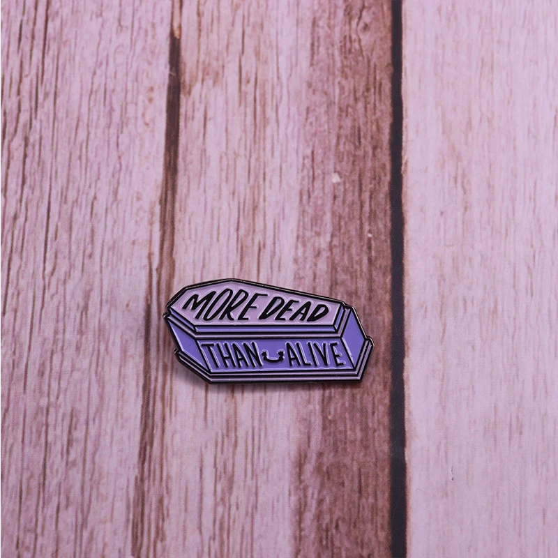 Гроб булавка котята более мёртвые чем живые странные Необычные позвольте мне