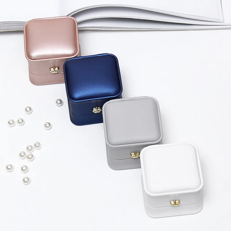 

Square Wedding Crown Buckle Ring Box PU Earrings Ring Box Engagement Party Earring Jewelry Display Gift Case