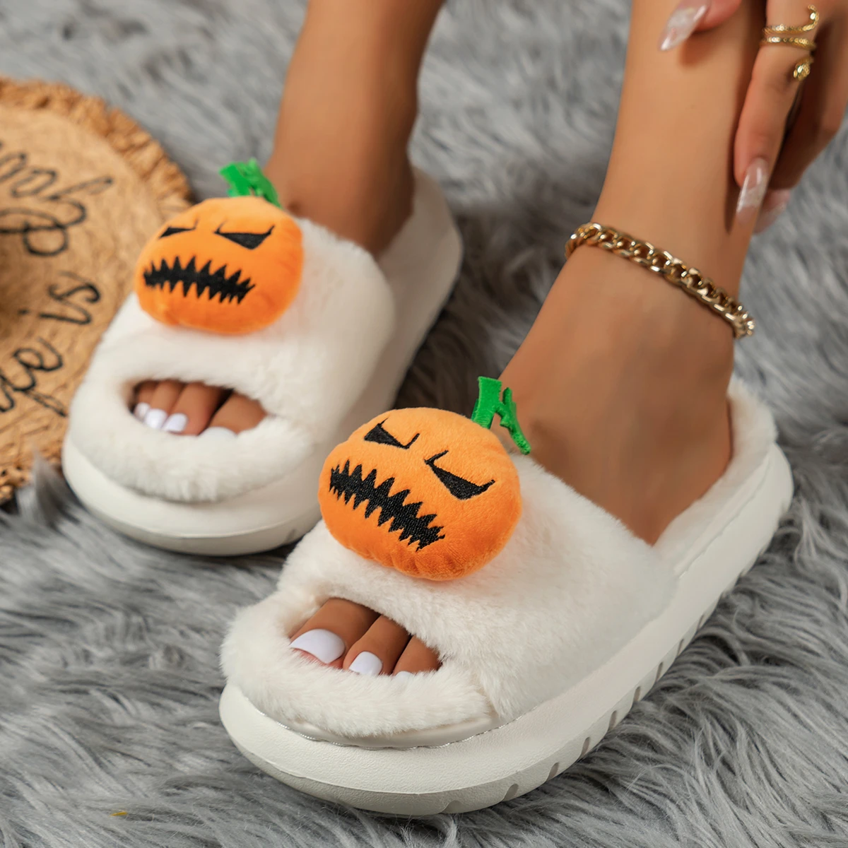 

Women's plush slippers one-line autumn/winter Halloween pumpkin decoration plus-size slippers fashion