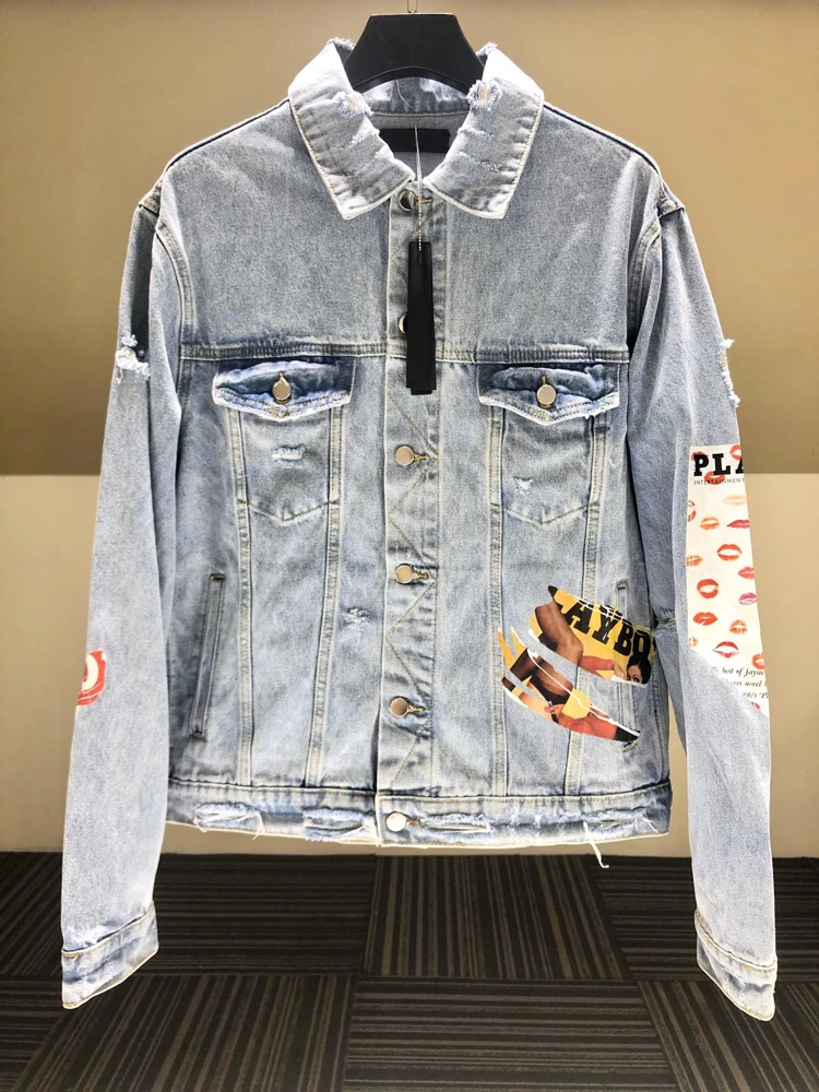 

AM Brand Men's Denim Jacket Streetwear Vintage Kawaii Rabbit Embroidery Jean Jacket Fashion Letter Patch Turn-Down Collar Coats