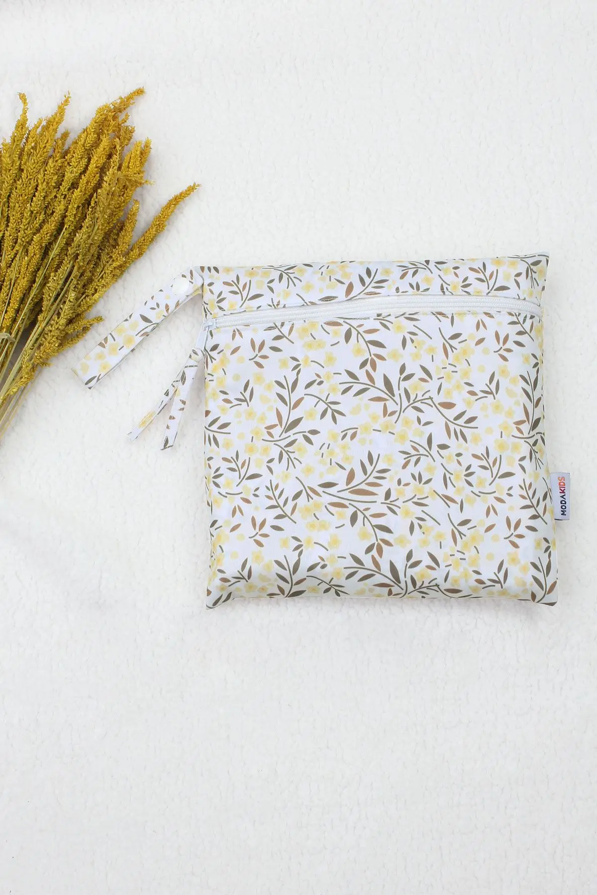 

Liquid Tight Flower Decorated Multi-Use Organizer Bag