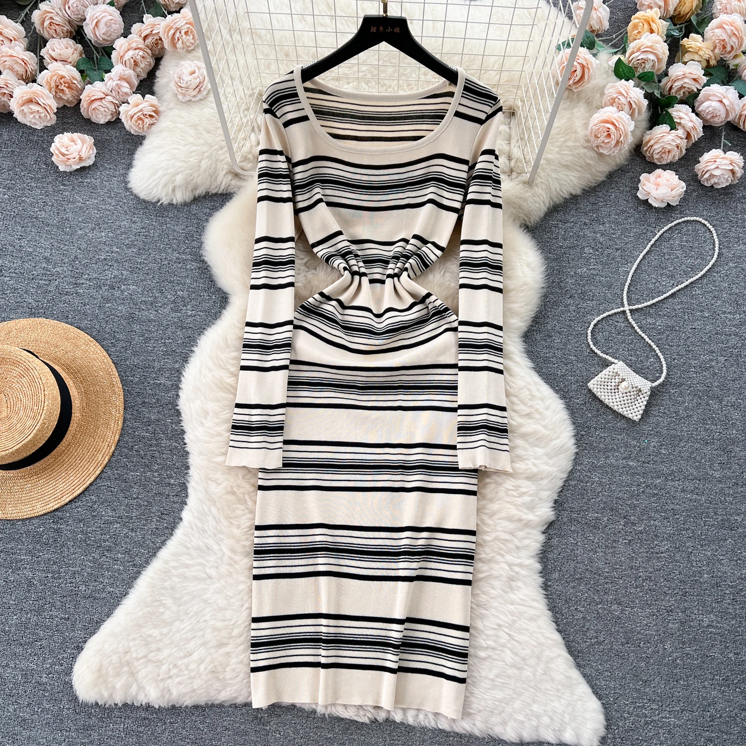 

Женское трикотажное платье в полоску, повседневное облегающее длинное платье с круглым вырезом и длинным рукавом, осень 2023