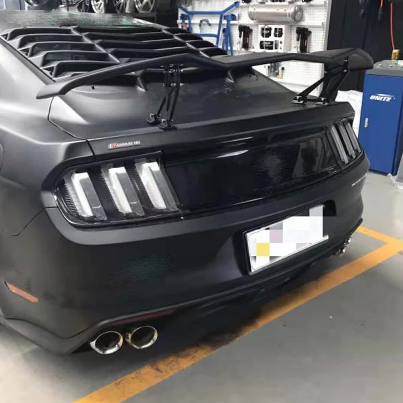 Обновление и установка 15-21 Lamborghini перфорированные задние крылья с высоким