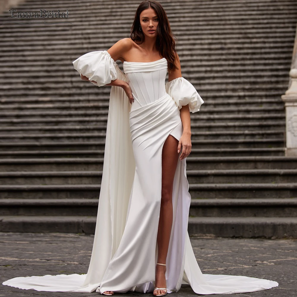 

Soft Satin Puffy Sleeved Wedding Cape With Detachable Long Train Elegant Bridal Jacket DJ227