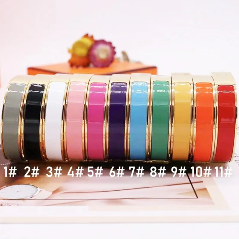 

Donia Jewelry European and American Fashion 12mm Wide Round Enamel Titanium Letters Luxury Bracelet Gift