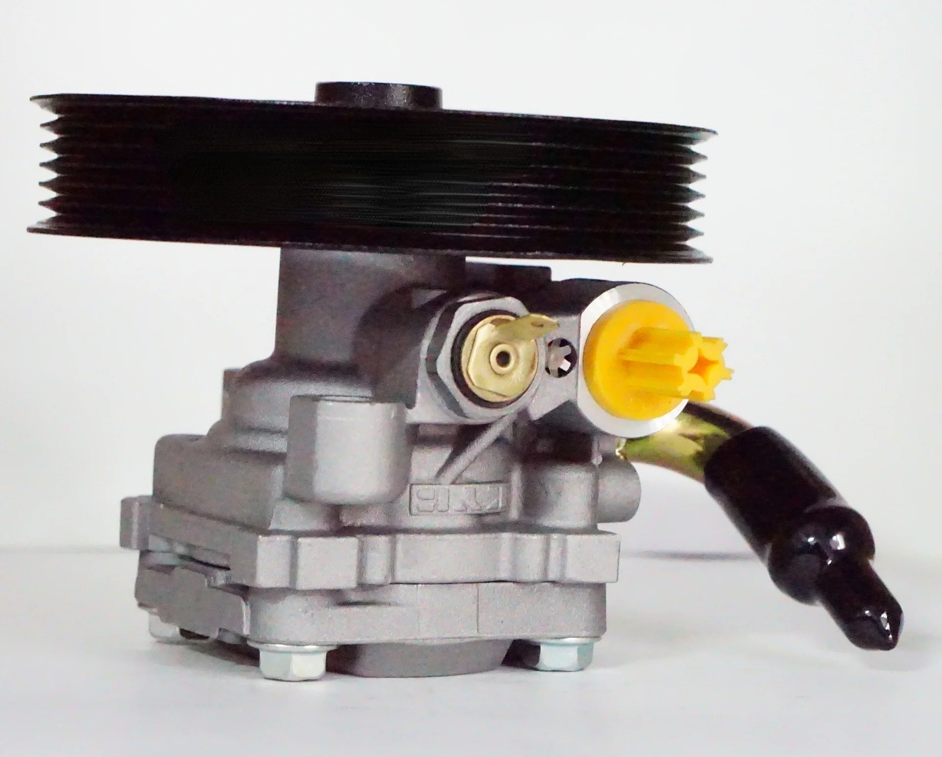 

Насос гидроусилителя руля подходит для