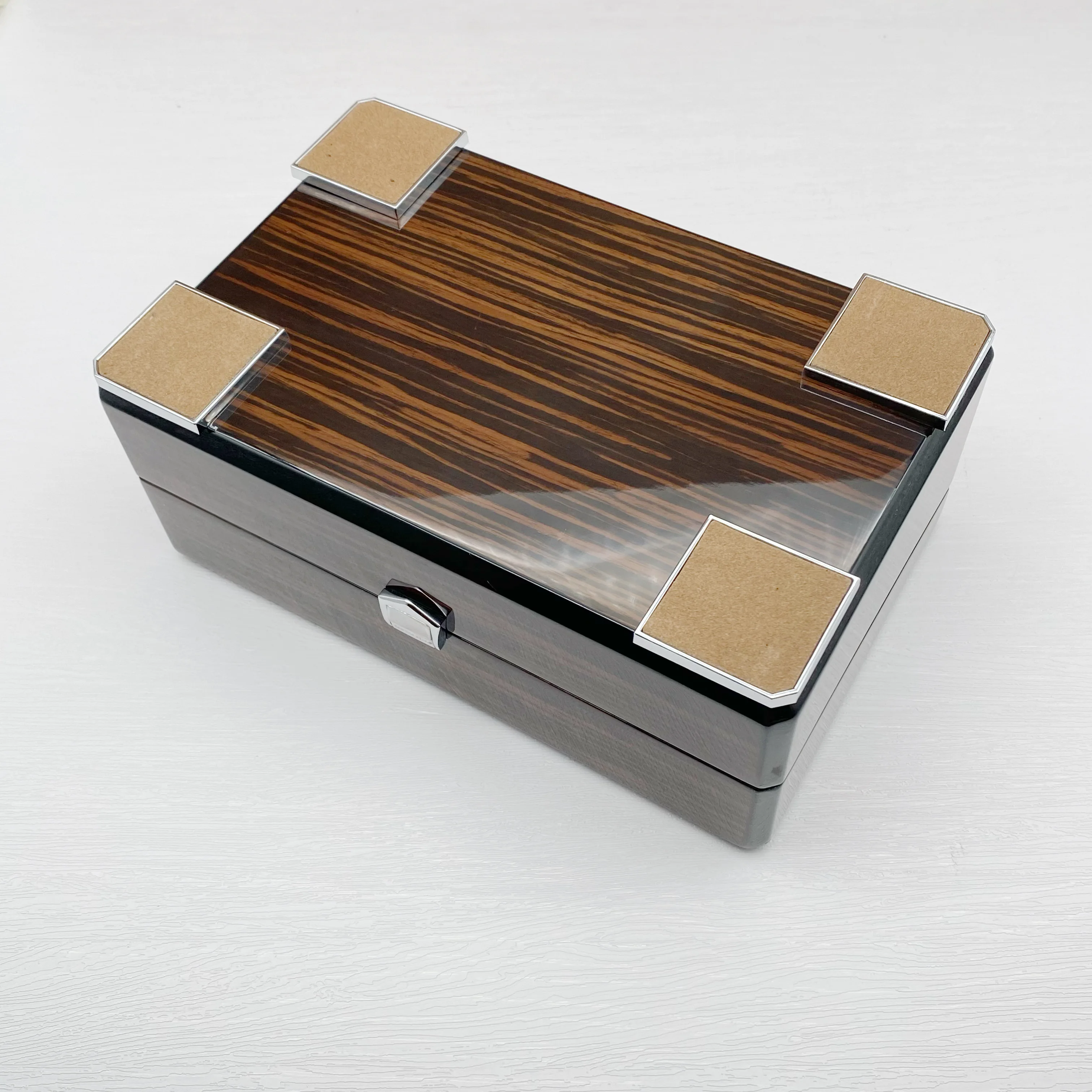 Factory Supplier Brown with Original PP Wooden Watch Box Luxury Brand with Papers Card Can Customization AAA Watche