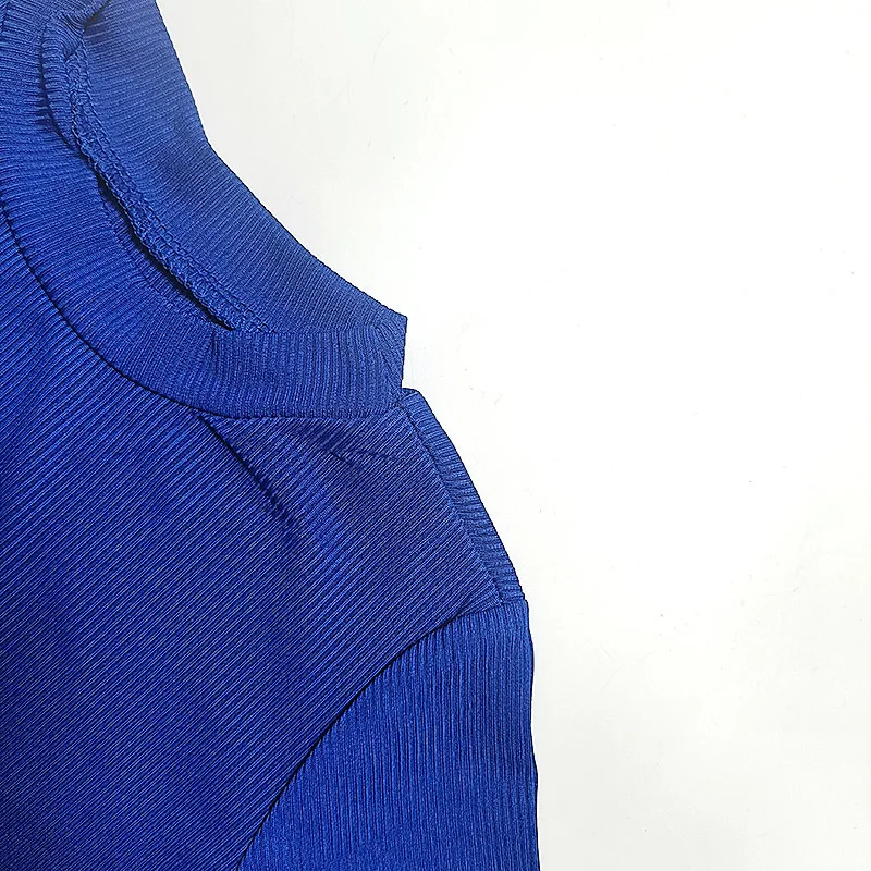 Футболка с коротким рукавом и леггинсы-клеш для детей