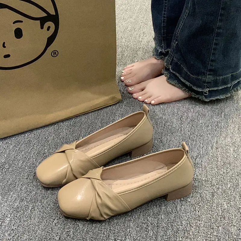 

Туфли женские с квадратным носком, мягкая элегантная обувь на плоской подошве, модельные удобные Топ-сайдеры, средний каблук-хомут из искусственной кожи, с пряжкой, 2023