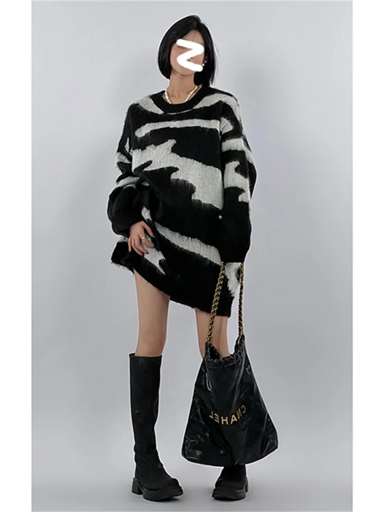 

Hsa 2023 Весенний Новый женский теплый толстый свитер Джемперы Свободные корейские модные черно-белые платья-свитера из коровьей кожи длинное платье макси