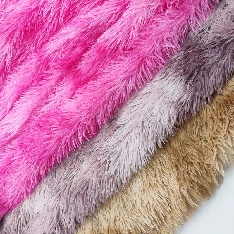 

Spot 40mm Plush Fabric with High Length PVC Velvet Tie Dyed Gradient Fabric Matte Shanghai Style Plush Dog Kennel Pet Toy Fabric