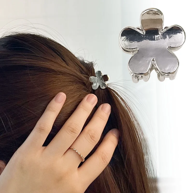 

Tiny Hair Claw Metal Mini Flower Bowknot Butterfly Hair Clip for Women Girls Hairpins Barrettes Crab Hair Accessories Headwear