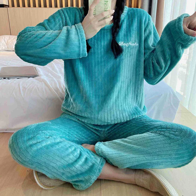 2022 Winter Flannel Pyjamas Letter Embroidery Long Sleeve Coral Fleece Warm Sleepwear Long Wear Women Pajamas Pajamas