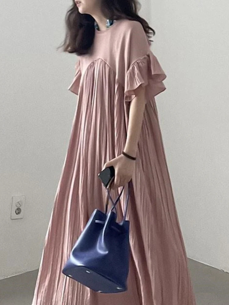 

Платье женское ТРАПЕЦИЕВИДНОЕ составного кроя с круглым вырезом и рукавами