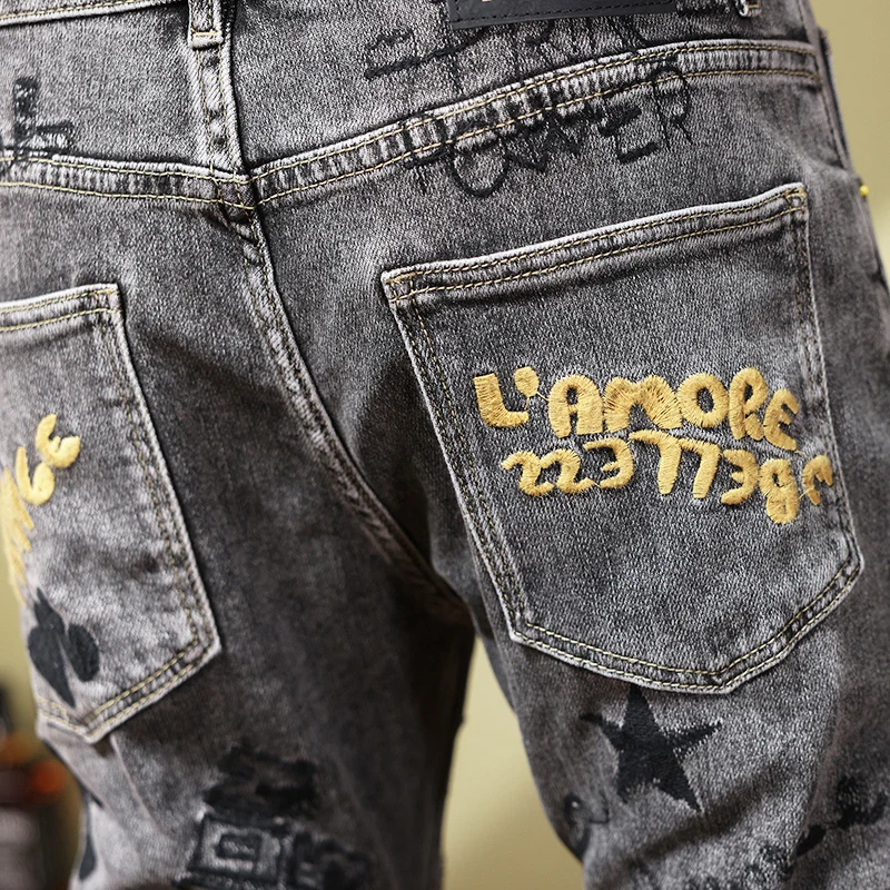 Fashion Designer Men Jeans Retro Gray Elastic Stretch Slim Fit Embroidery Ripped Jeans Men Hip Hop Printed Denim Pants Hombre