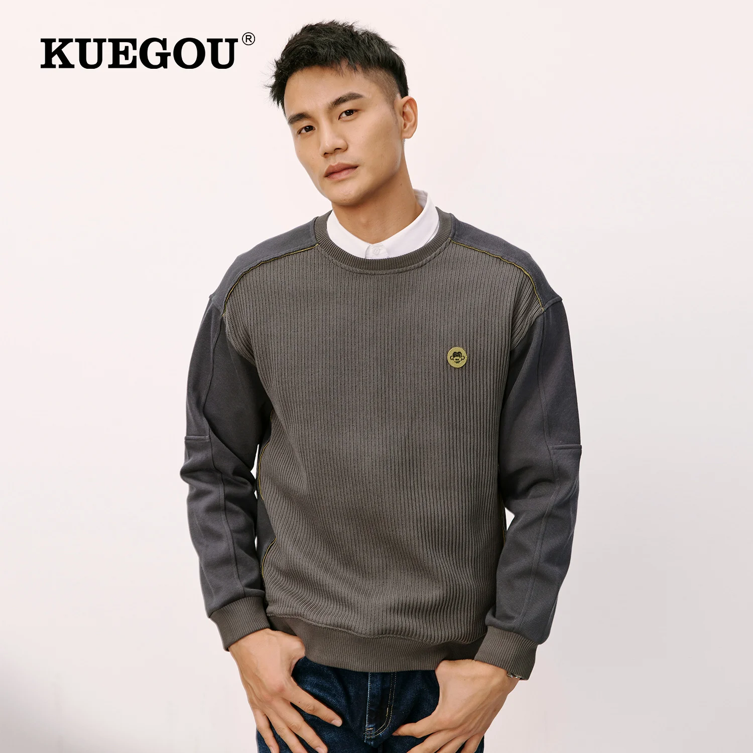 

KUEGOU 2022 Spring Cotton Plain Black Patchwork Sweatshirt Men Crewneck Slim Fashion For Male Streetwear Plus Size Clothing 8821