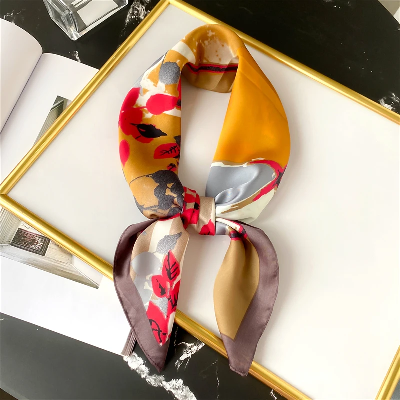

2020 Nieuwe Vrouwen Zijden Sjaal Vierkante Hals Band Haar Sjaals Olie Patroon Foulard Halsdoek Hoofdband Sjaals En Wraps