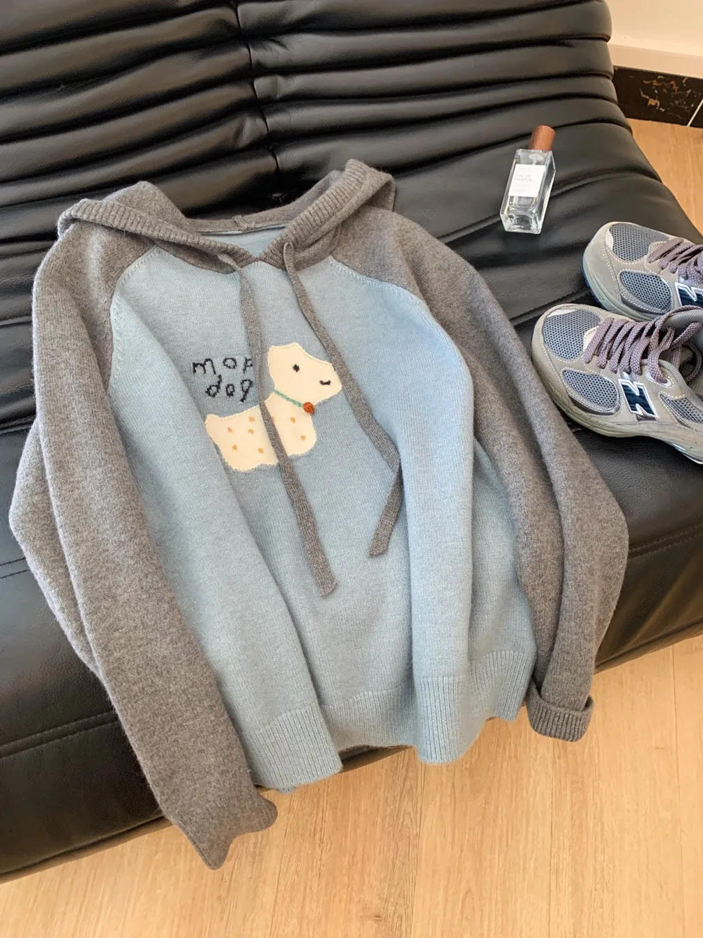 Серый синий контрастный цвет свитер с капюшоном и рисунком верхняя одежда