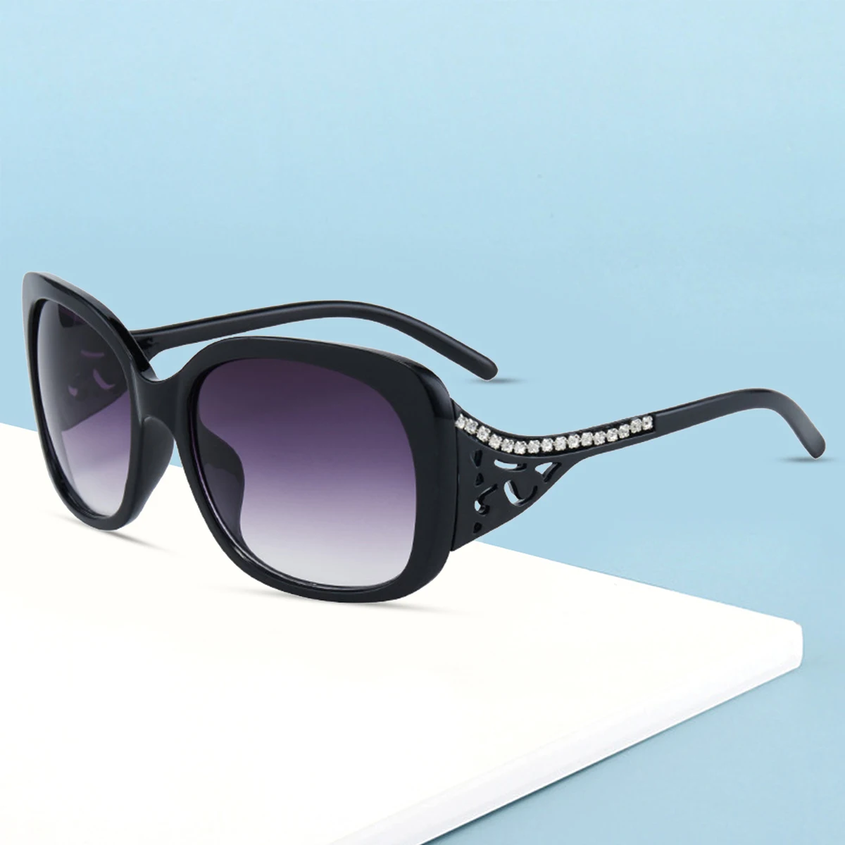 Женские солнцезащитные очки кошачий глаз с металлическим принтом и змеиным