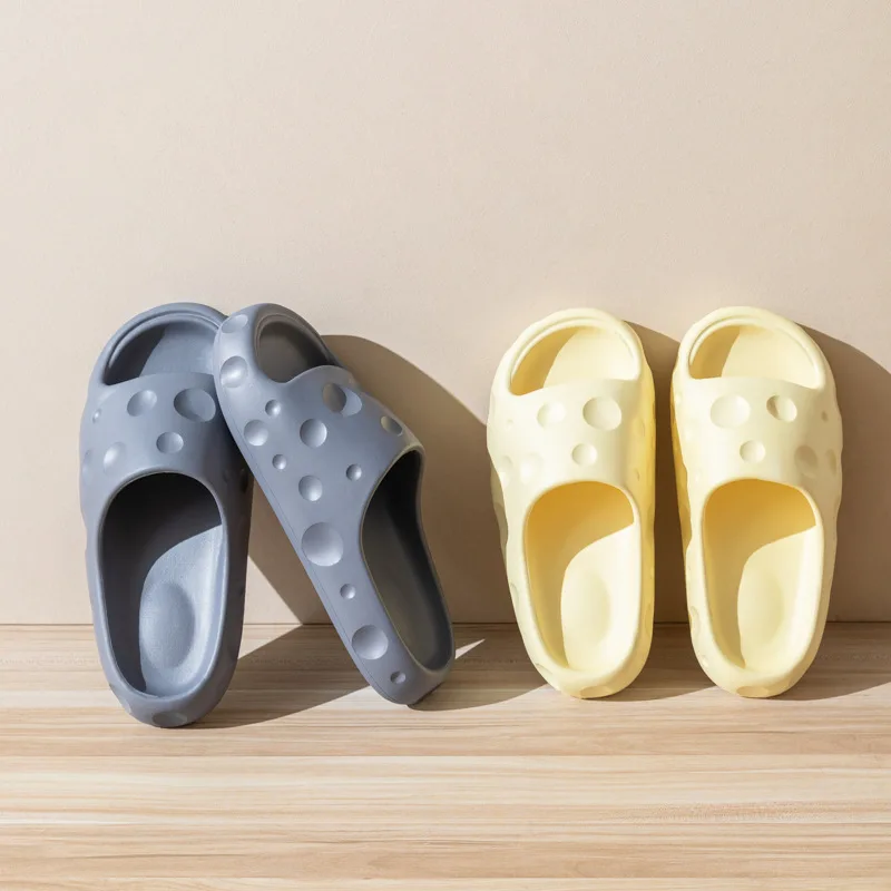 2023 Women Summer Slippers Man Soft Thick Bottom Slides Home Bedroom Bathroom Massage Slippers Girl Campus Beach Sandals Unisex