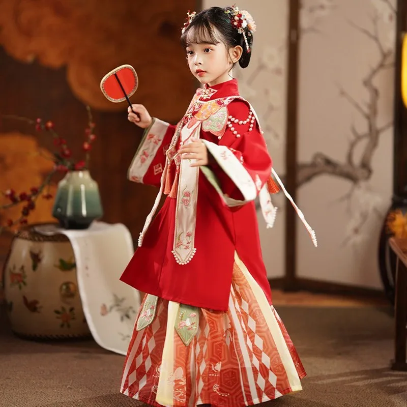 Винтажное китайское платье ханьфу детское традиционное с цветочной вышивкой